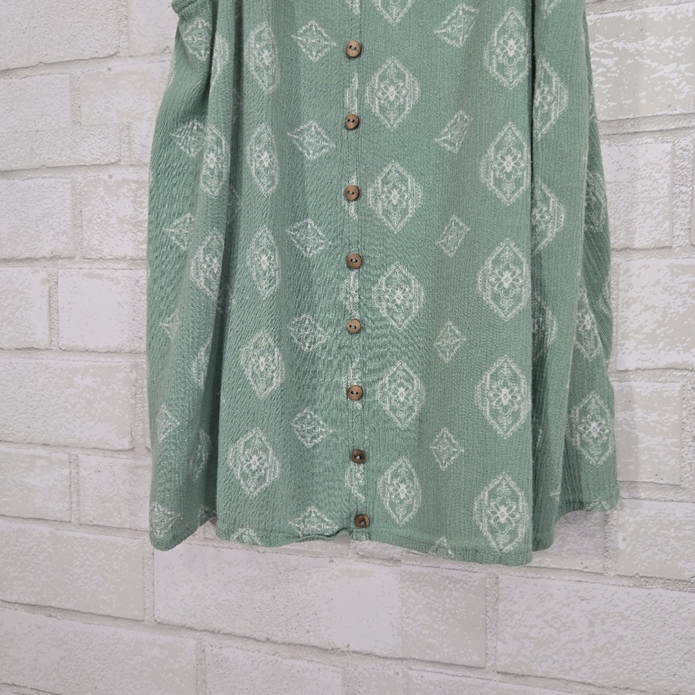 FREE SO Sage Green Printed Button-Front Tank Top - Picture 7 of 14